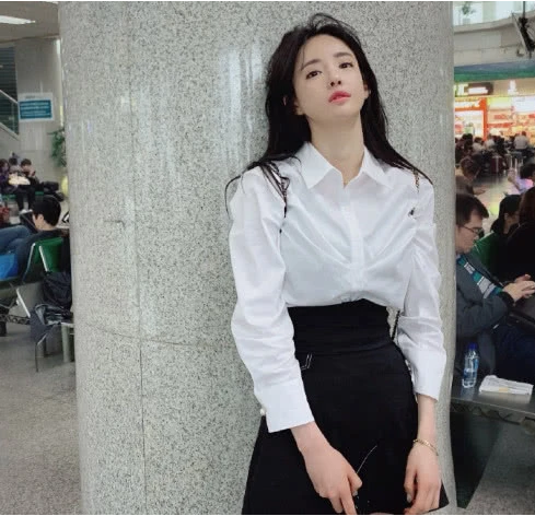 网红潘南奎发文控诉被老板打后秒删晒被打伤后的红肿脸颊照