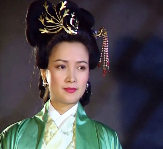 从《西游记》到《水浒传》,何晴用了12年,演遍四大名著