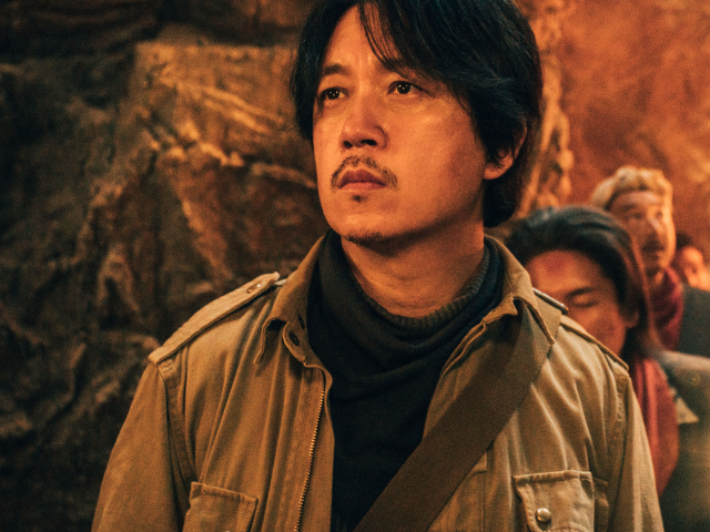 《鬼吹灯》,二者虽然说是同一类型的,但所讲述的主人公却是完全不同的