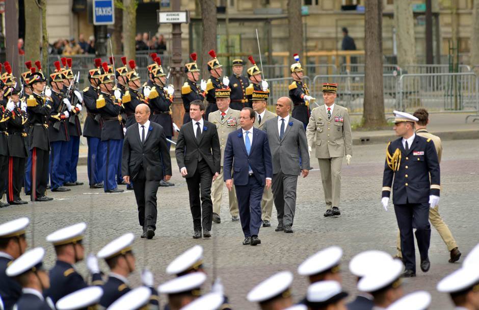 俄将二战胜利日调整为9月3日 和中国一致 二战结束日期有几种 腾讯新闻