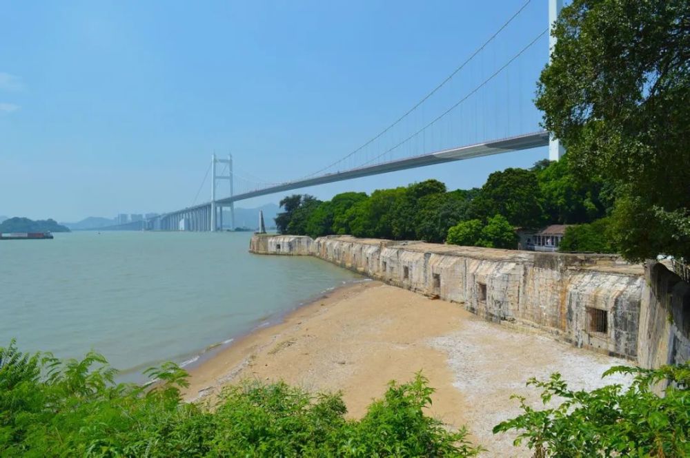 水师激战穿鼻洋