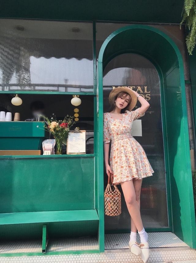 服部直臣:周扬青简直是行走的衣服架子,穿碎花裙都美得冒泡,撩人能力