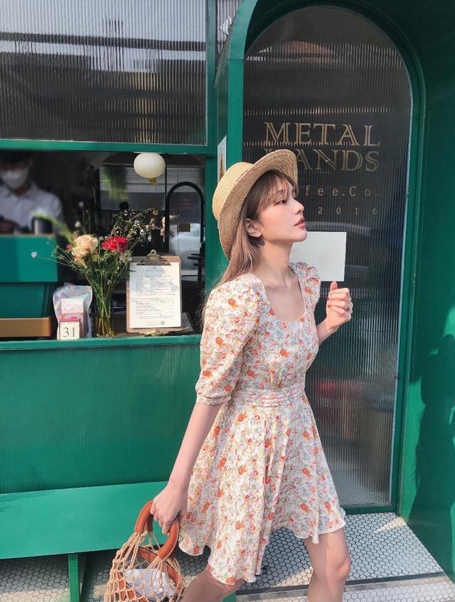 服部直臣:周扬青简直是行走的衣服架子,穿碎花裙都美得冒泡,撩人能力