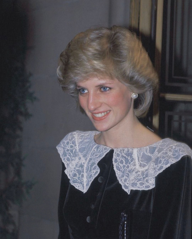 看戴安娜王妃珍贵照片近距离欣赏盛世美颜美若现实版公主