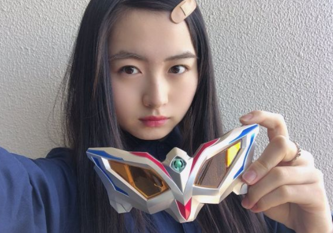 奥特曼:罗布妹妹戴上赛罗眼镜,极度可爱,暗示泽塔回归当女主?