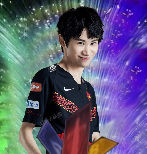 德云色看fpx拿瑞兹笑出声,doinb拿五杀后,笑笑西卡:对不起!