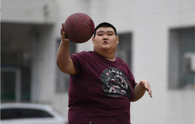 430斤长春小伙,闭关训练4个月,成功甩掉121斤