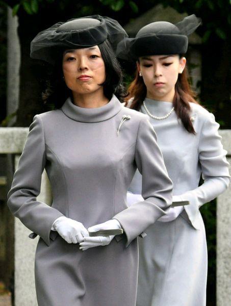 悲惨信子妃:嫁大10岁亲王遭家暴被轻视,抑郁患病,还与2女儿反目成仇