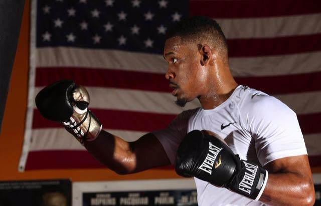 丹尼尔·雅各布斯认为如果职业拳击比赛恢复举行,那么他的下一场比赛