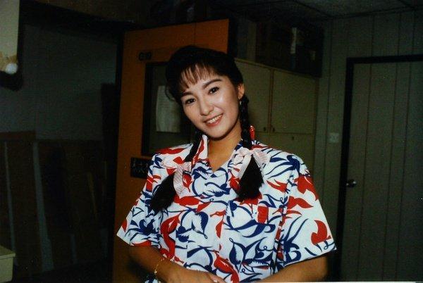 "李莫愁"雪梨:放弃初恋张国荣,和徐少强未婚生子,如今怎样了_腾讯新闻