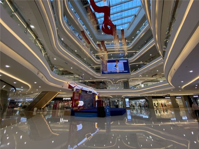 南充金融中心商业内街永辉超市上河城周边再添新项目