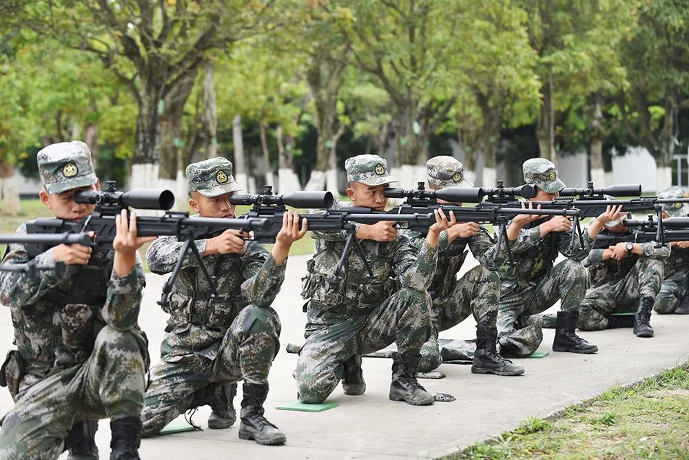 探秘部队狙击手训练