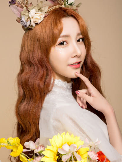 有种"女装大佬"叫"艾比",看到"男儿身"的他:帅到怀疑人生!