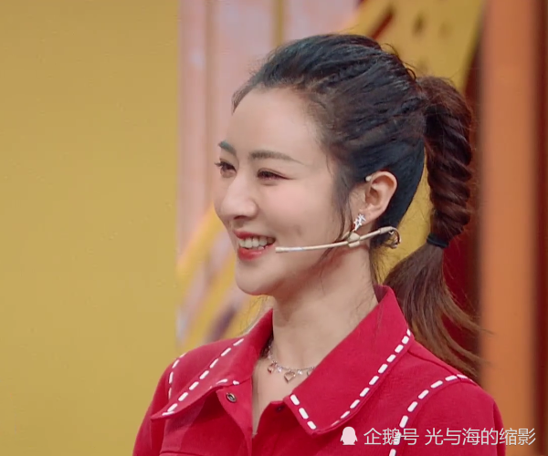 王牌对王牌:薇娅追问沈腾通告费,沈腾脱口而出,估计导演都没想到