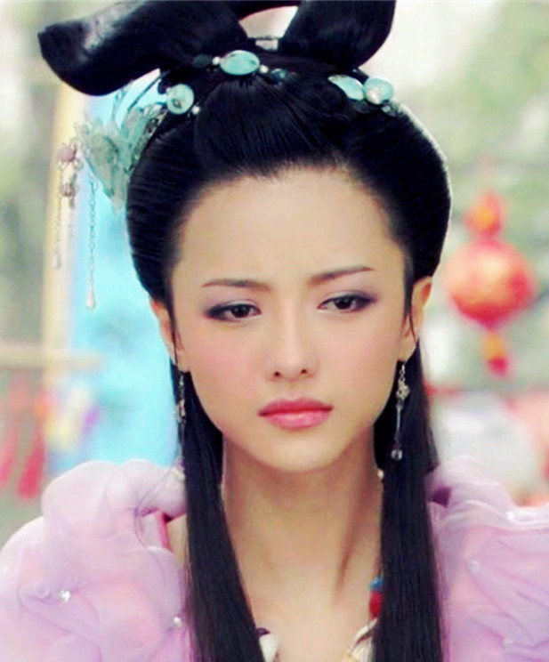 自己买版权捧自己当女主,连剧本都自己写!看到制片方,真是最强关系户