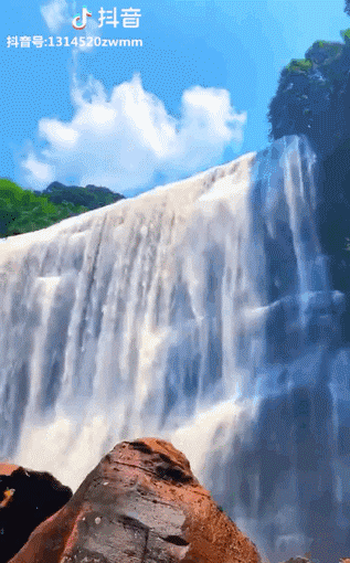 罕见的祖国风景!这一辈子见一次值了!太罕见了!