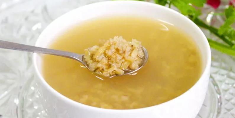 焌(qu)米茶亦叫糊米茶,是湖北潜江,天门,仙桃等