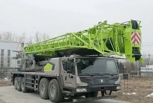 极光绿新款95吨7节臂上线,性能直逼老款130吨|中联重科|自动挡|法士特