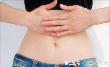 把脂肪 废物 推 出来 她每天揉肚子赘肉减公斤 腾讯新闻