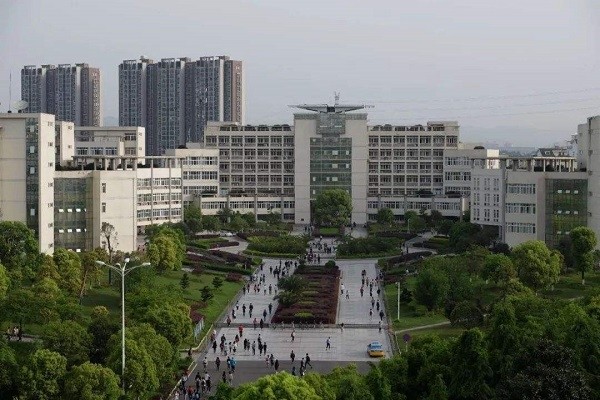 江汉大学怎么样排名_江汉大学2019年录取分数