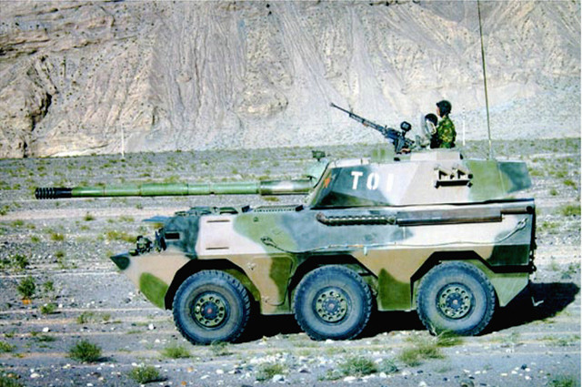 02式轮式突击炮