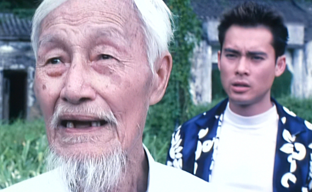 1999年的山村老尸能在惊悚片中独树一帜这4点很重要