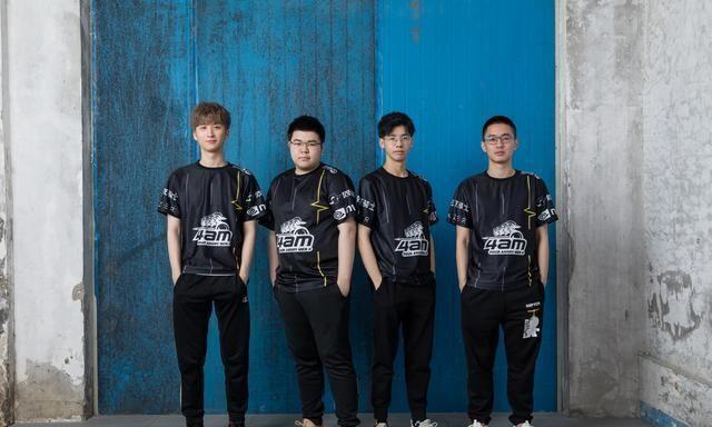 PCL：4AM晋级洲际赛后，韦神起诉斗鱼胜诉连发三条微博