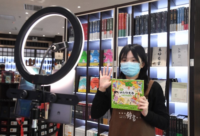 政府與電商共造網(wǎng)購節(jié)，到底與“雙11”有什么不同呢?