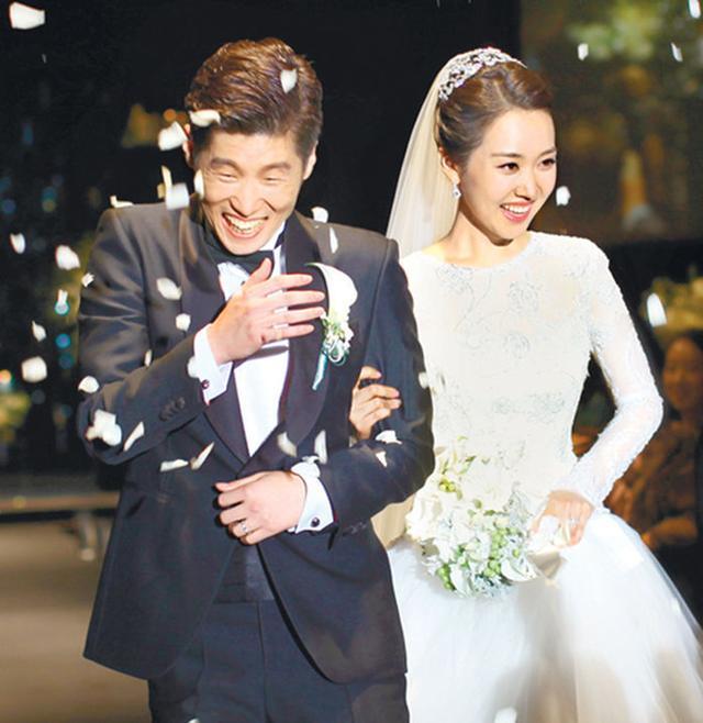 朴智星主要忙于js基金会的公司,金敏智作为"贤内助"来和老公一起打理