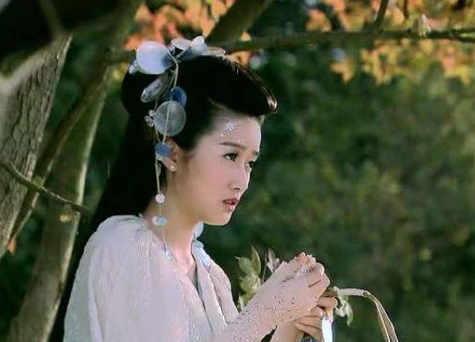 《仙剑三》十一年后,水碧换上了"职业装",小蛮腰