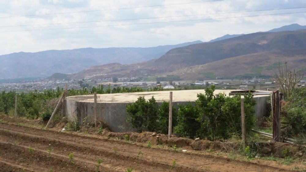 暖民心宾居镇这两项人饮提升改造工程即将完工