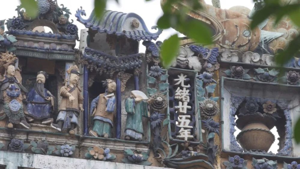 屋顶上众仙云集解码石湾陶塑瓦脊