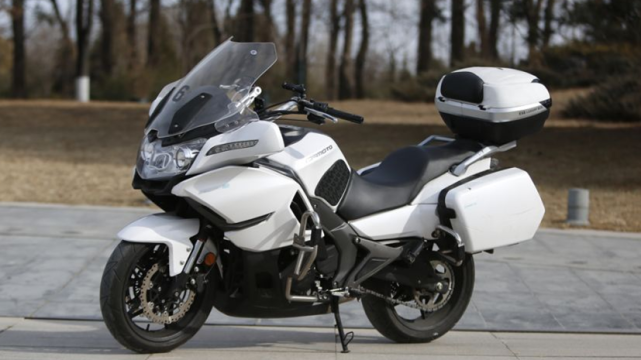 "渣男"无罪,国产超级大排春风1250民用版太香|减震|brembo|摩托车|cf