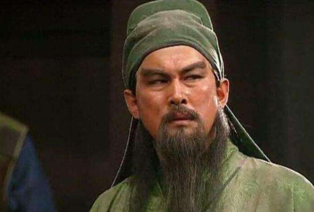 关羽长相关羽,字云长,关羽外貌髯长二尺,面若重枣,唇若涂脂,丹凤眼,眉