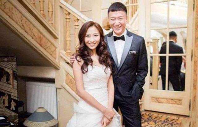 有趣的孙红雷,竟然擅长霹雳舞,点赞周扬青已经表明他的立场?