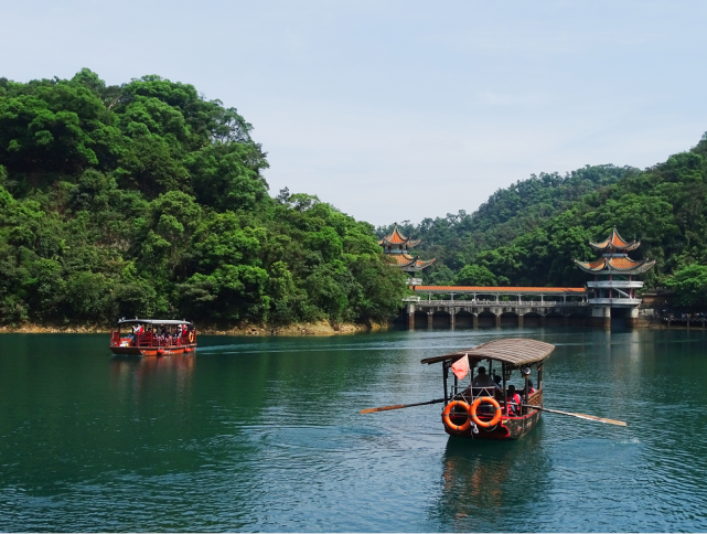 这个"五一"假期来鼎湖山寻找你的诗和远方吧!