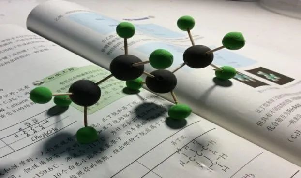 模型制作,彰显化学魅力——福建省厦门双十中学高一化学组线上教学
