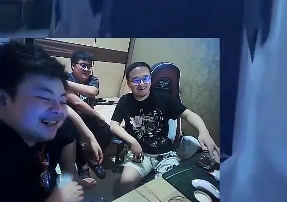 英雄联盟：德云色说Faker九连冠无法被黑，老将不死，精神值得尊重