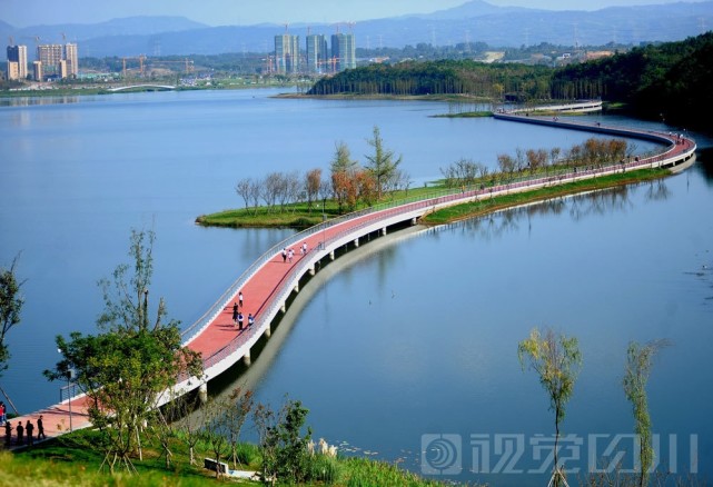 独家视频万米高空看兴隆湖变化