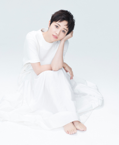 她是琅琊榜的夏冬丈夫是骨语的导演恋爱20年奉子结婚