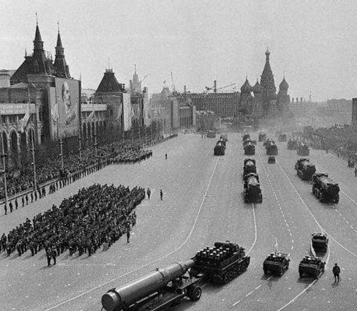 起底苏联核武器 赫鲁晓夫为何迷信火箭 一个导弹旅有多大实力 腾讯新闻