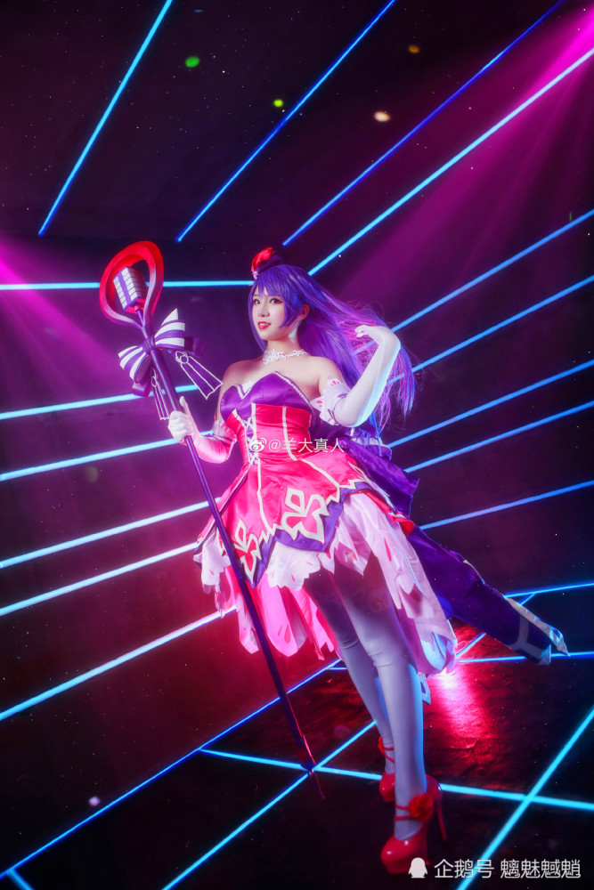 cos小姐姐同台走秀,李白做评委,评选谁能还原"王昭君"!