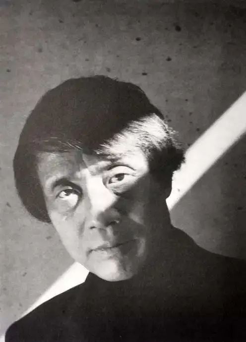 有一种干净,叫安藤忠雄的建筑!_腾讯新闻