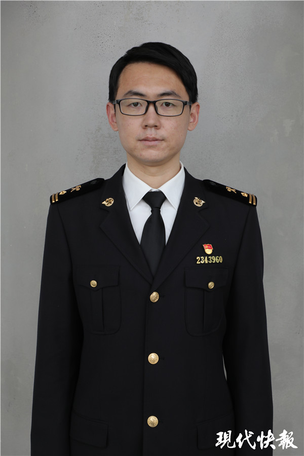 刘芸良推迟婚礼奔赴疫线90后海关关员两战南京守卫国门
