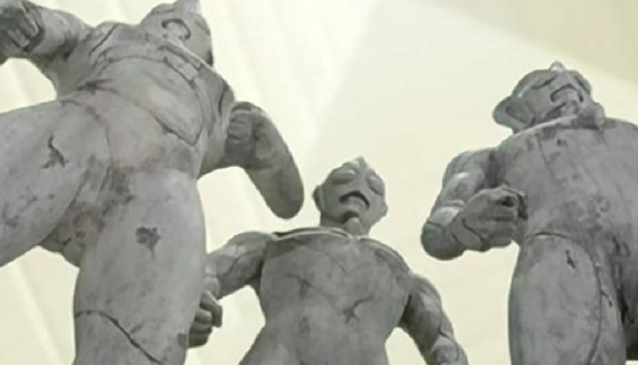 同样是奥特曼石像为何迪迦在金字塔里而邪恶迪迦藏在山洞