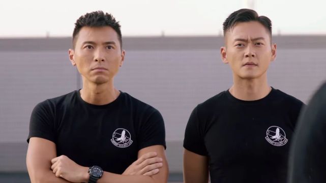 tvb剧《机场特警》玩出新套路,"活在"片尾的他撑起半部剧!