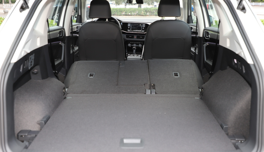 后排放倒直接能当床市面上这几款大五座suv配20t最低15万出头