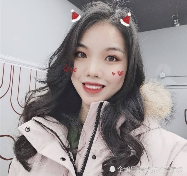 在新一期的女足集训名单里面,山东姑娘杨曼再一次顺利入选,其1米86的