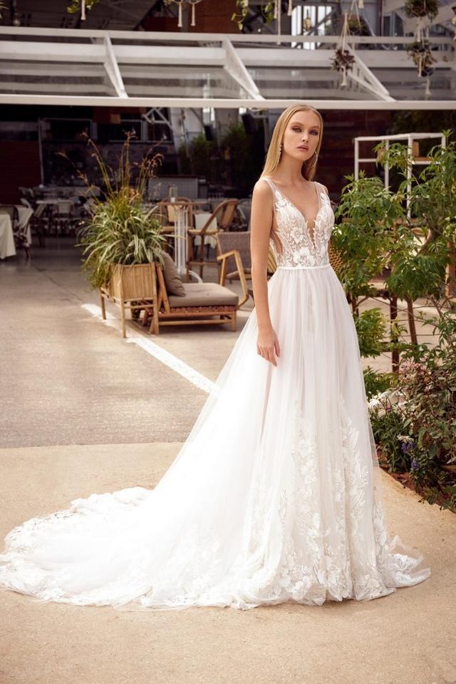 "julie vino"2021礼服系列,你是优雅的女人