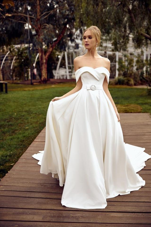 "julie vino"2021礼服系列,你是优雅的女人